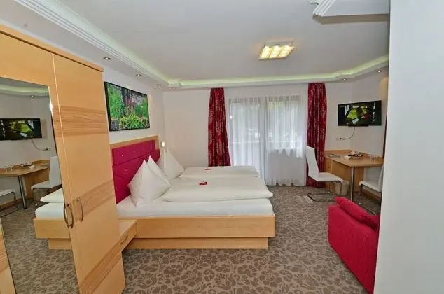 Tek Büyük Yataklı Oda, Balkon