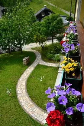 Tek Büyük Yataklı Oda, Balkon