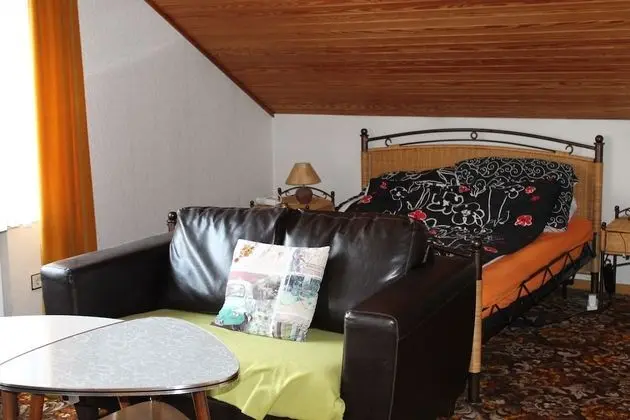 Basic Stüdyo, Özel Banyo