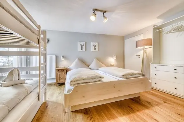 House (incl. Cleaning Fee, Laundry Package & City Tax)