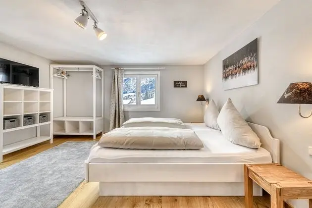 House (incl. Cleaning Fee, Laundry Package & City Tax)