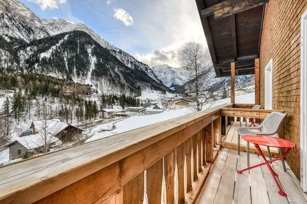 House (incl. Cleaning Fee, Laundry Package & City Tax)