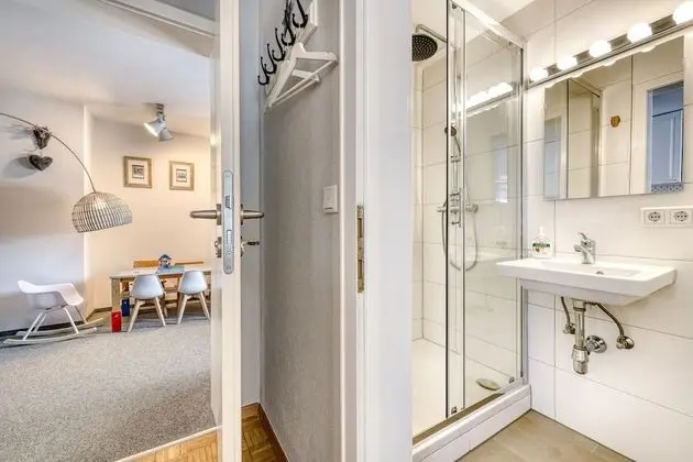 House (incl. Cleaning Fee, Laundry Package & City Tax)