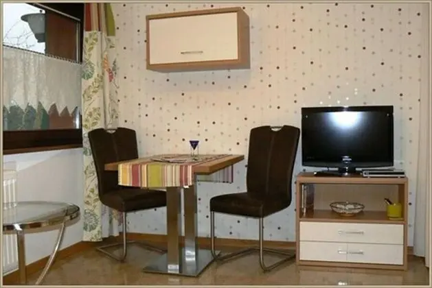 Basic Daire, Zemin Kat