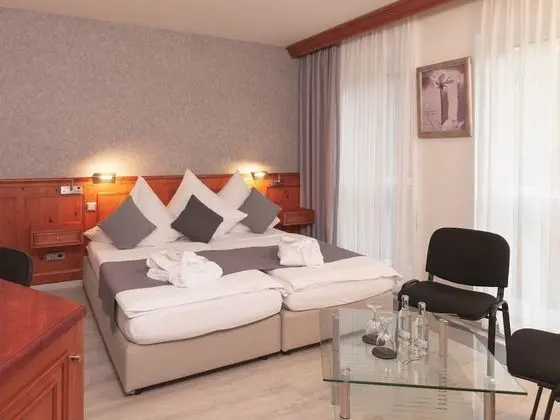 Comfort Tek Büyük Yataklı Oda, Banyolu/Duşlu