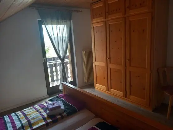 Apart Daire, Bahçe Manzaralı (Nr.5)