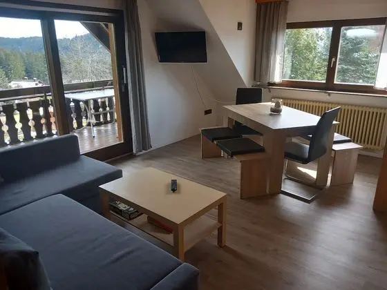 Apart Daire, Bahçe Manzaralı (Nr.5)