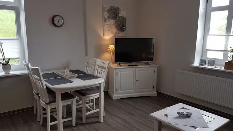 Classic Apart Daire, 1 Yatak Odası, Sigara İçilmez, Bahçe Manzaralı (Gröde)