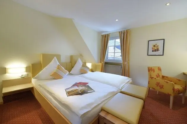 Comfort Tek Büyük Yataklı Oda