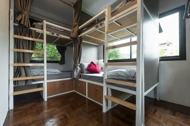 4 Beds Mixed Dormitory