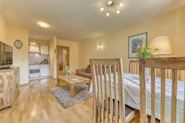 Daire, 1 Yatak Odası, Sigara İçilmez, Bahçeli (Schwarzeck)