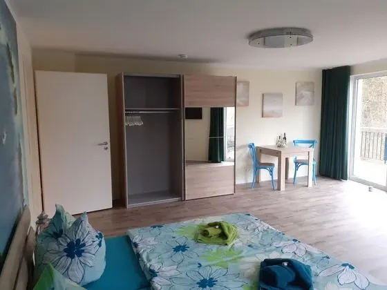 Family Ev, Engellilere Uygun, Kanal Manzaralı (Haus Karola)