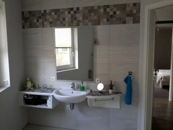 Family Ev, Engellilere Uygun, Kanal Manzaralı (Haus Karola)