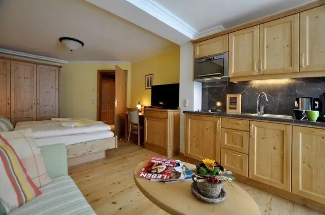 Apart Daire, 2 Yatak Odası, Balkon, Dağ Manzaralı (Typ 3, 90€ fee excluded)