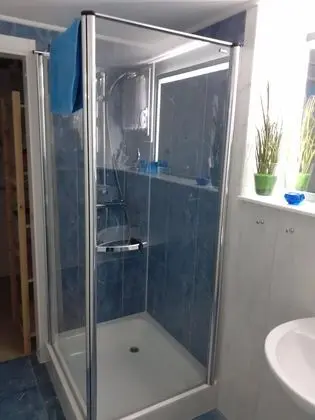 Ev, Özel Banyo, Göl Manzaralı (Haus Kathrin)