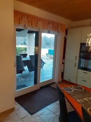 Ev, Özel Banyo, Göl Manzaralı (Haus Kathrin)