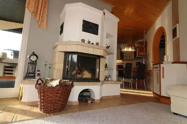 Ev, Özel Banyo, Göl Manzaralı (Haus Kathrin)