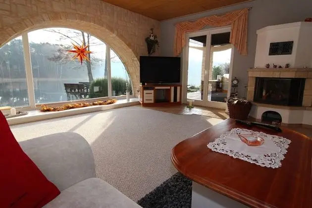 Ev, Özel Banyo, Göl Manzaralı (Haus Kathrin)