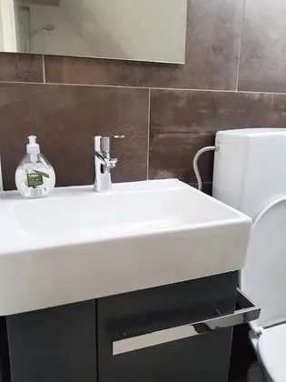 City Tek Büyük veya İki Ayrı Yataklı Oda