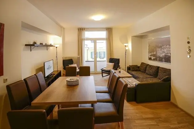 Standard Apart Daire, 3 Yatak Odası, 2 Banyolu, Avlu Manzaralı