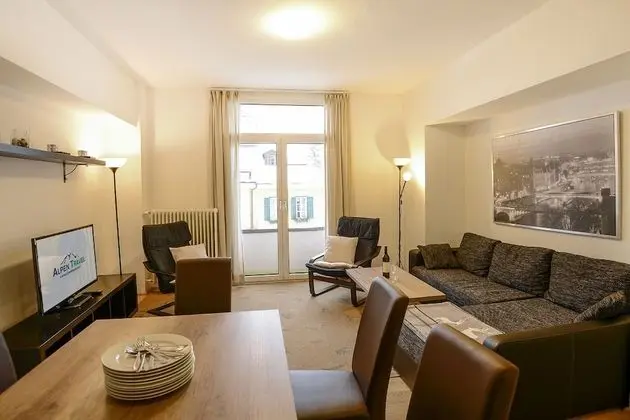 Standard Apart Daire, 3 Yatak Odası, 2 Banyolu, Avlu Manzaralı