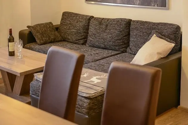 Standard Apart Daire, 3 Yatak Odası, 2 Banyolu, Avlu Manzaralı