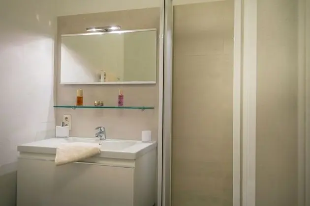 Standard Apart Daire, 3 Yatak Odası, 2 Banyolu, Avlu Manzaralı