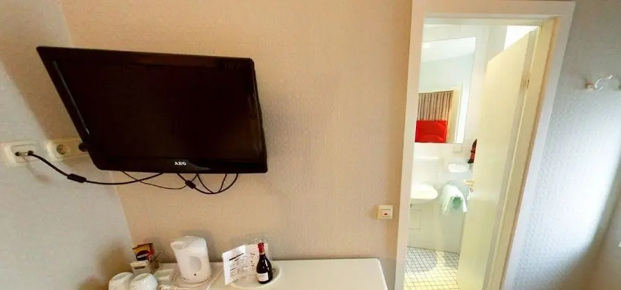 Standard Tek Büyük Yataklı Oda