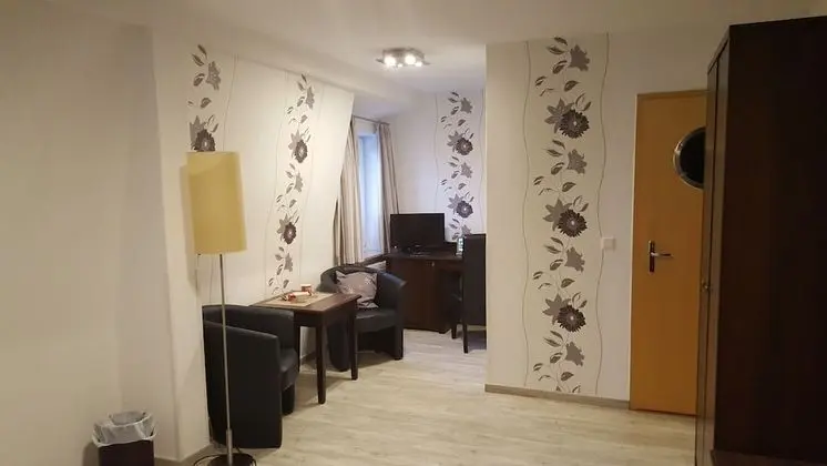 Classic Tek Büyük Yataklı Oda