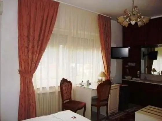 Standard Tek Büyük Yataklı Oda, Özel Banyo