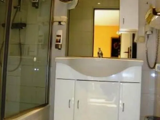 Tek Büyük Yataklı Oda, Özel Banyo (mit Wintergarten )
