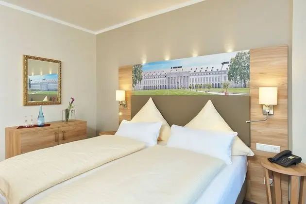 Comfort Tek Büyük Yataklı Oda