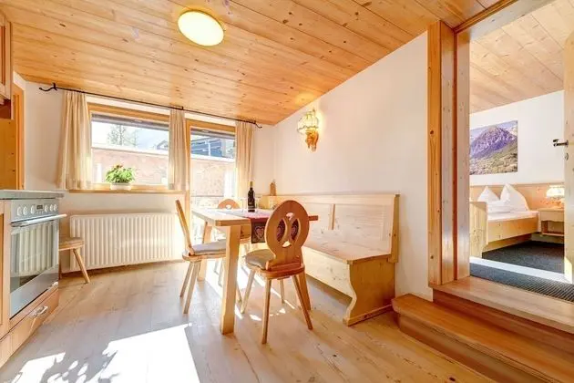 Apartment Familiennest Zentral (incl. Cleaning Fee, City Tax & Laundry Package)