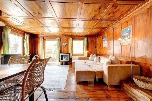 Apartment Walserstuba (incl. Cleaning Fee, City Tax & Laundry Package)