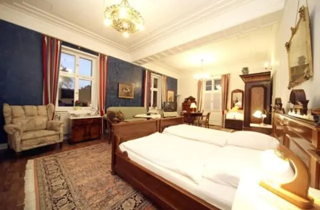 Tek Büyük Yataklı Oda