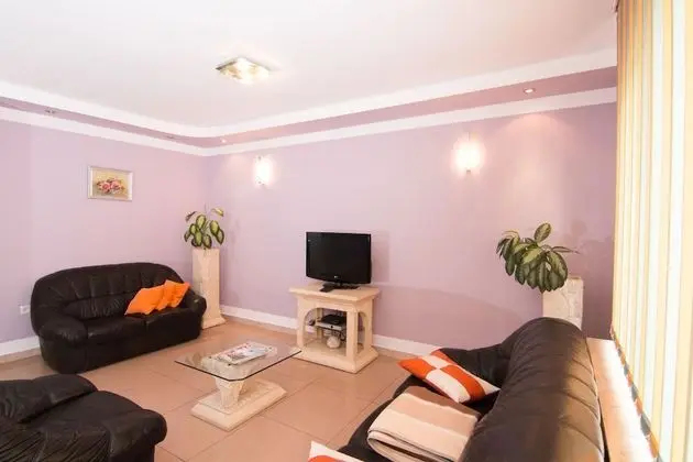 Apartment - Ground Floor 2ad