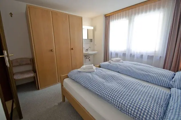 Apart Daire, 2 Yatak Odası, Balkon (Apt 4 Gugla)