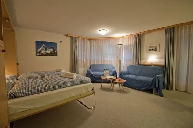 Apart Daire, 2 Yatak Odası, Balkon (Apt 4 Gugla)
