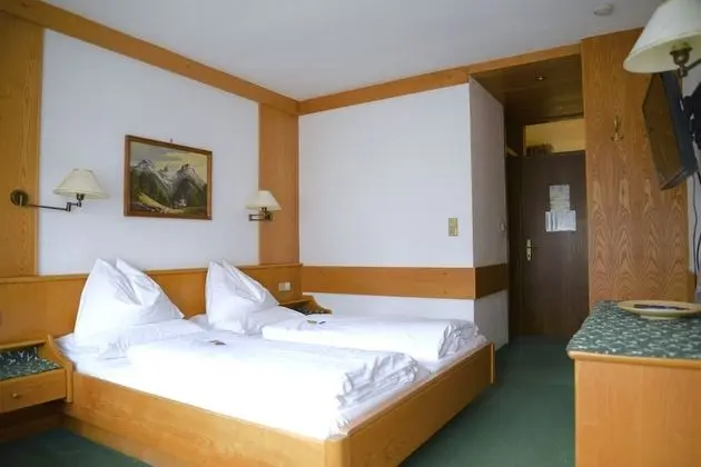 Standard Tek Büyük Yataklı Oda, Balkon, Dağ Manzaralı