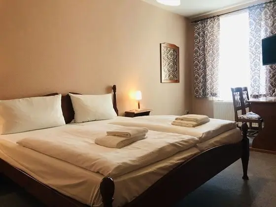 Tek Büyük Yataklı Oda