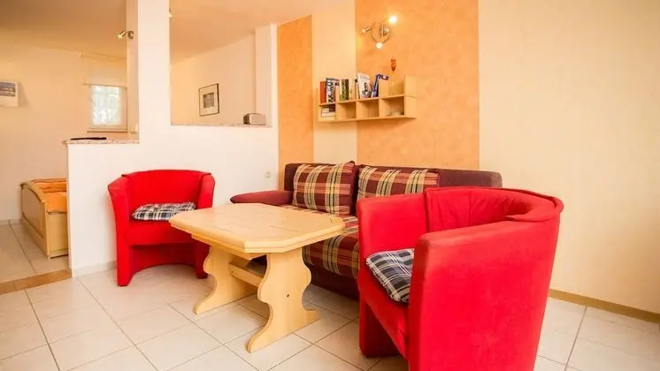 Family Apart Daire (Storch)