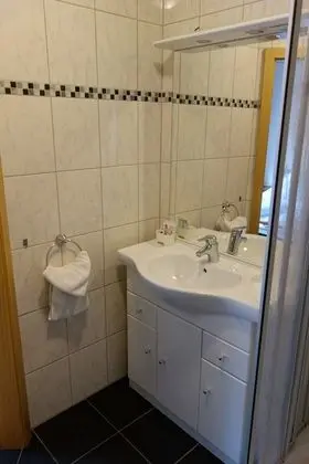 Comfort Apart Daire, Banyolu/Duşlu, Bahçe Manzaralı