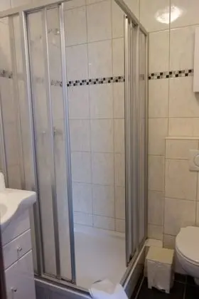 Comfort Apart Daire, Banyolu/Duşlu, Bahçe Manzaralı