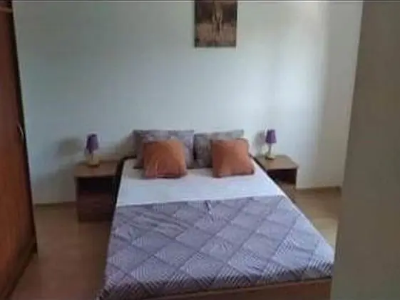 Ev (Four Bedroom Holiday Home with Terrac)