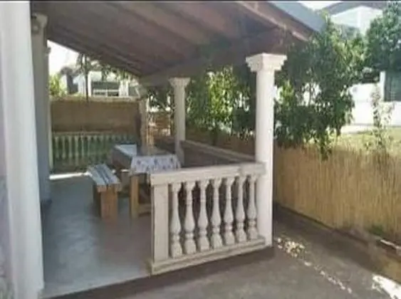 Ev (Four Bedroom Holiday Home with Terrac)