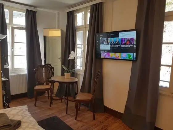 Basic Tek Büyük Yataklı Oda