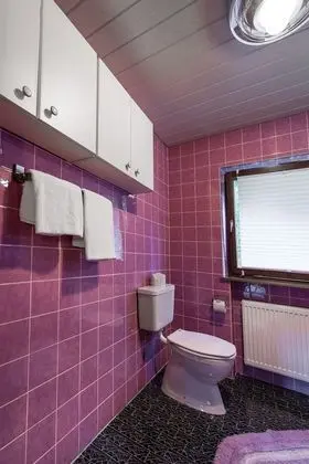 Standard Tek Büyük Yataklı Oda, Ortak Banyo