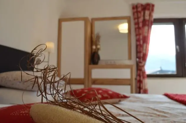 Comfort Tek Büyük Yataklı Oda, 1 Büyük (Queen) Boy Yatak, Balkon, Dağ Manzaralı