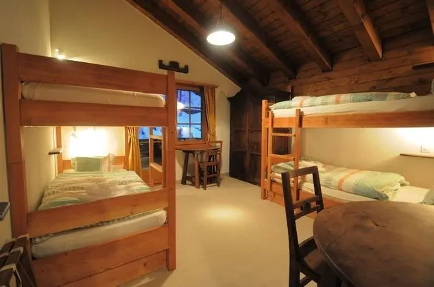 Apart Daire, 4 Yatak Odası