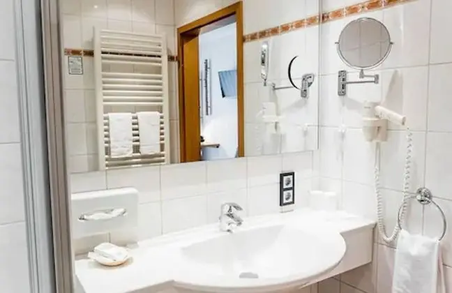 Comfort Oda, 1 En Büyük (King) Boy Yatak, Balkon, Dağ Manzaralı